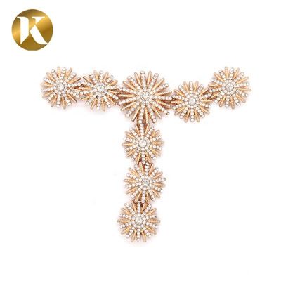 China T Shape Rhinestone Women Metal Shoe Buckles With Fashion Appearance supplier