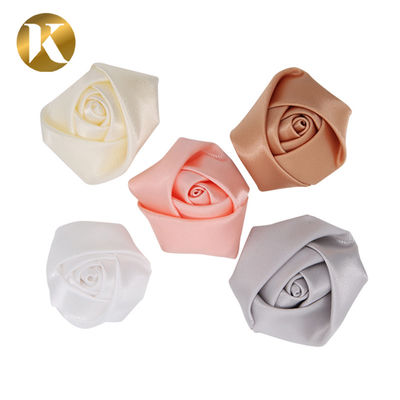 Fashion Style Popular Metal Belt Buckle For Women Special Cloth Material supplier