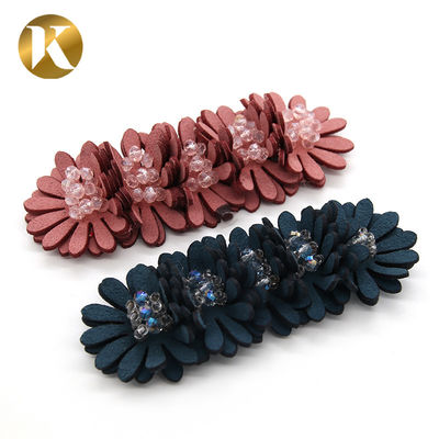 Handicrafts Chrysanthemum Crystal Shoe Buckles With SGS Certification supplier