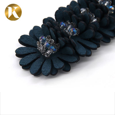 Handicrafts Chrysanthemum Crystal Shoe Buckles With SGS Certification supplier