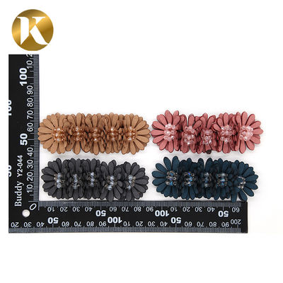 Handicrafts Chrysanthemum Crystal Shoe Buckles With SGS Certification supplier