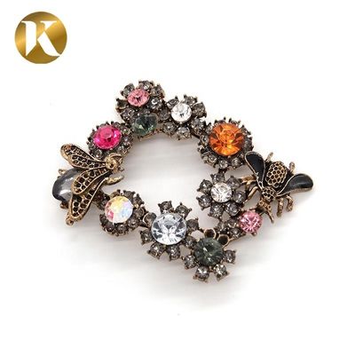 Bee Shape Popular Crystal Shoe Buckles 65mm*50mm Size Fashion Style supplier