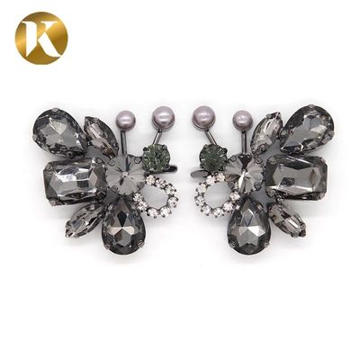 Bee Shaped Popular Rhinestone Shoe Buckle Nickel / Black / Gold Color supplier