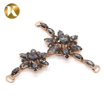 T Shape Ladies Decorative Shoe Buckles With Fashion Rhinestone Jewelry supplier