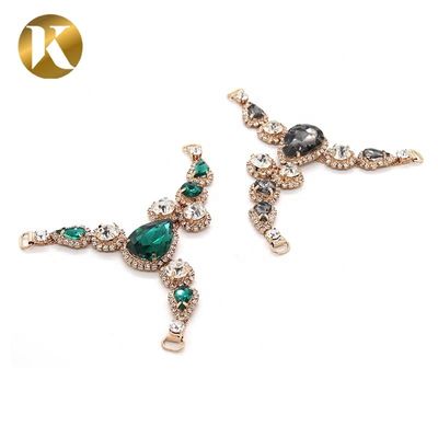 T Style Rhinestone Ornaments 110mm*95mm For Woman Sandals Decoration supplier